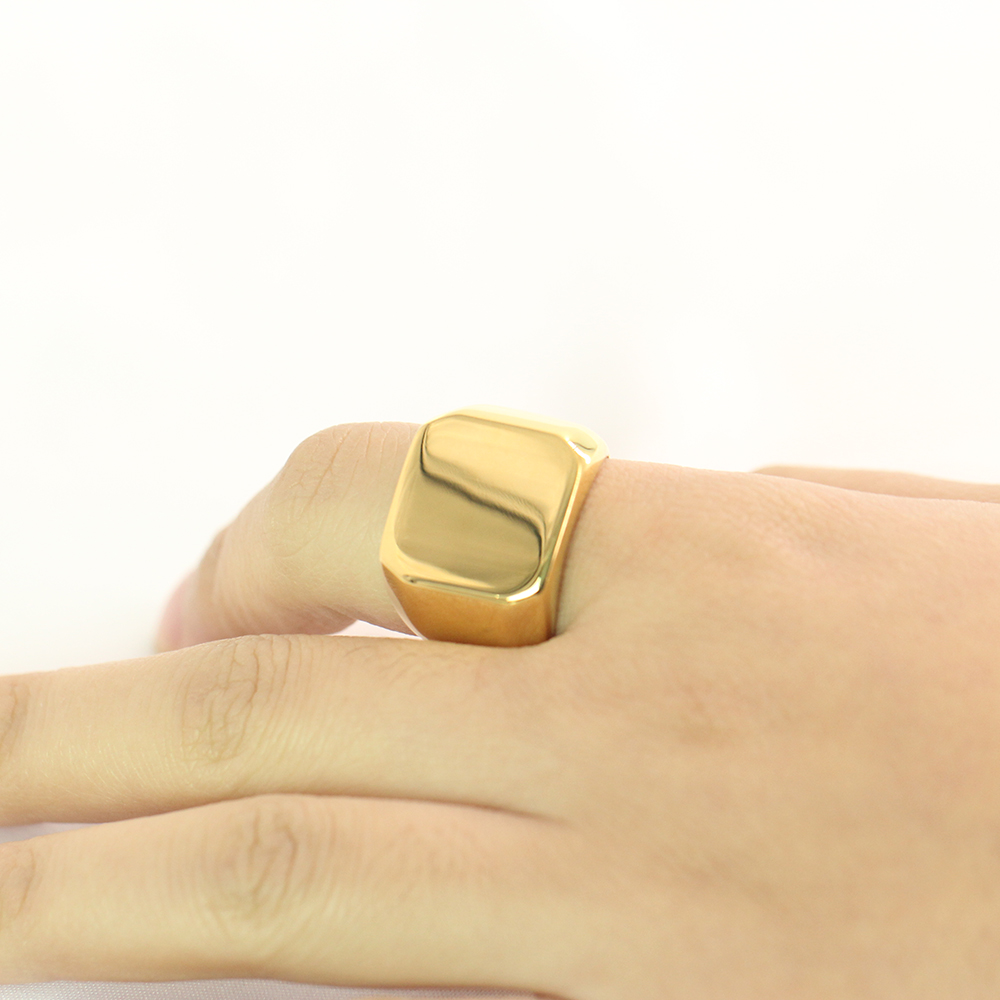 Anillo de plata/oro/negro/azul - Initial Ring Custom reseña y precio